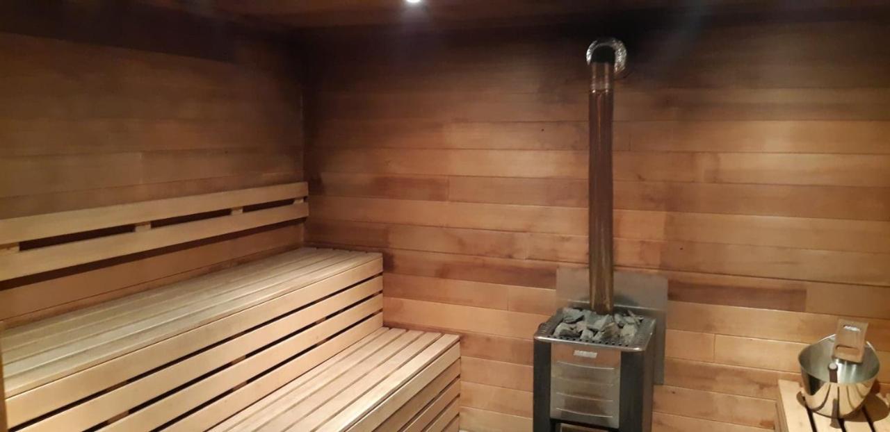 Villa Les 12 Bois Du Cerf Tailles Esterno foto